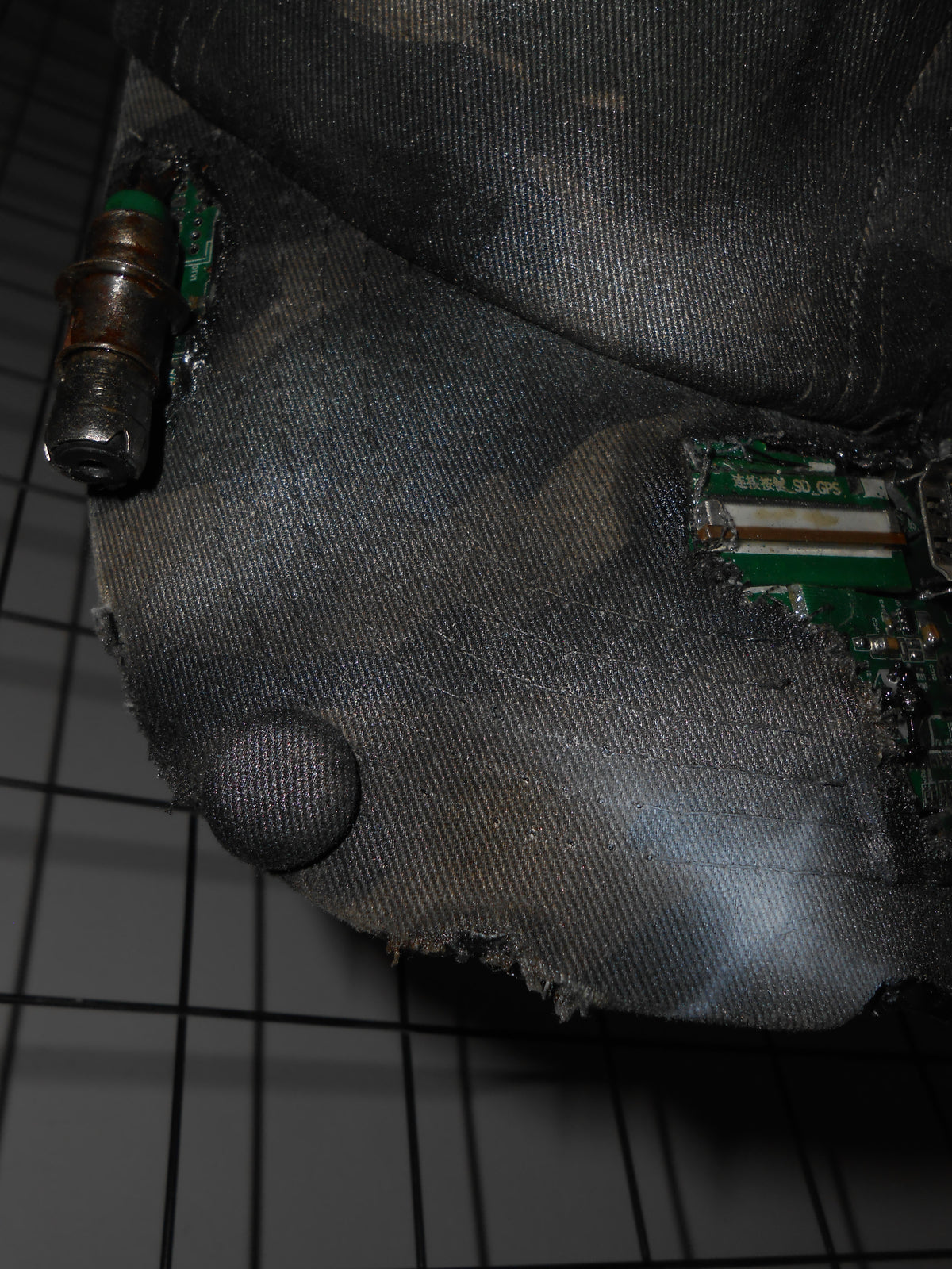10f1 MOTHERBOARD CAP - 002